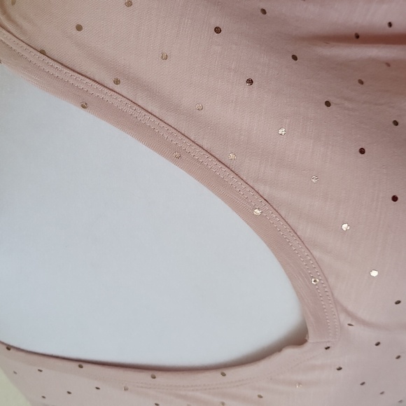 Banana Republic Malibu Light Pink Short Sleeve Tee W/ Rose Gold Printed Accents - Picture 2 of 5